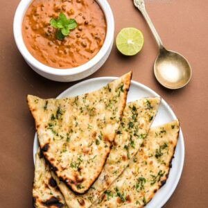 Dal Makhani with 2 Tandoori Roti
